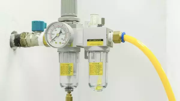 「空気圧縮機フィルターおよび圧縮空気乾燥機市場は2027年まで7.00％のCAGRで成長すると予想されます」の画像