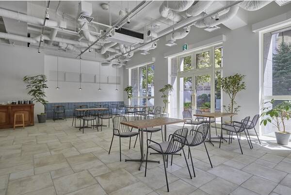 都内屈指のフォトジェニックな街 汐留イタリア街 に イタリアのカフェを彷彿とさせる開放感溢れる路面店型の撮影 イベントスペースが誕生 21年4月9日 エキサイトニュース