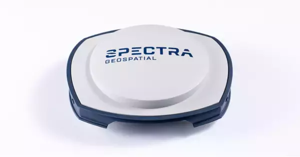GNSSで工事測量を変える！初導入に最適な建設・土木向けGNSS受信機「Spectra SP85」発売