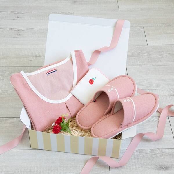 ママイクコ 新提案 写真を加えて 世界で一つのギフト に オンラインの新サービス 写真を贈るギフトtsunagu を開始 21年4月日 エキサイトニュース