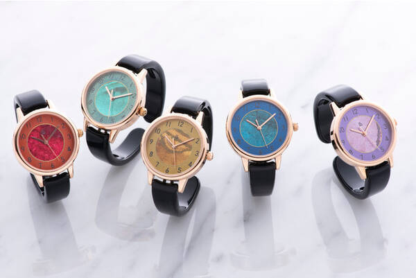 金沢五彩箔 の カラフルなきらめき 鯖江バングルウォッチ Tokidute 時伝 と 金箔屋さくだ のコラボウォッチをクラウドファンディング マクアケ で先行販売 21年4月28日 エキサイトニュース