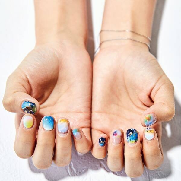 海好きな人たちが集まるフェリシモの部活動 海とかもめ部 Tm より海を身近に感じることができるネイルシールの第二弾 海の風景写真で爪を彩る ぷっくりジェル風ネイルシール が登場 21年5月14日 エキサイトニュース