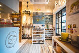 「インテリア・D I Y・ハンバーガーが融合する新たなスタイルの店舗「友安製作所とハンバーガー」を6月25日(金)博多にオープン」の画像1