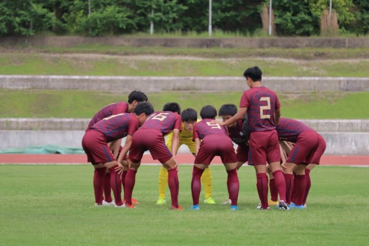 京都橘高校が サッカー部の1年生向けの戦術ミーティングを初公開