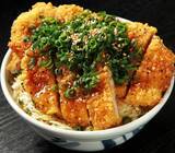 「どんぶり専門店『どんまつ』の夏季限定メニューをご自宅で！！　塩ダレ丼1.5倍盛り！旬の白海老！ひんやり冷製うどん！」の画像1