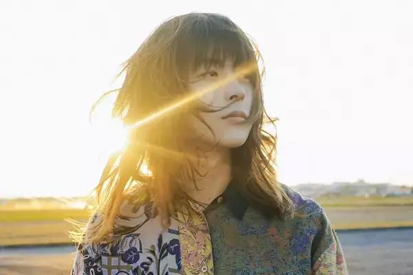 YouTubeチャンネル登録者数12万人超のシンガー・ソングライター小林私、弾き語りワンマンライブを東京と大阪で開催