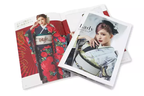 人気モデル ゆんころ、ゆうちゃみ、ほのばびが着こなす！一蔵の振袖ブランド「Lady」新カタログをリリース