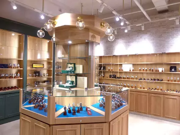 コロナ禍で苦戦するチケット業界から一転、高級ブランド時計専門店に挑戦！格安切符路線から高級時計に舵を切る