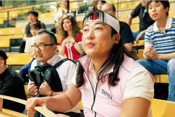 ロバート秋山「クリエイターズ・ファイル」連載9月号はトップアスリートの母・柿本千佐子が登場！柿本俊雅選手と家族の“決死の100日間”に密着