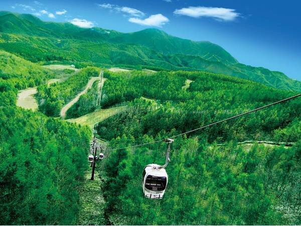 福島県 グランデコリゾート標高1 000mの空中散歩 緑豊かな裏磐梯の大自然を一望 裏磐梯ロープウェイ 運行開始のお知らせ 21年7月30日 エキサイトニュース