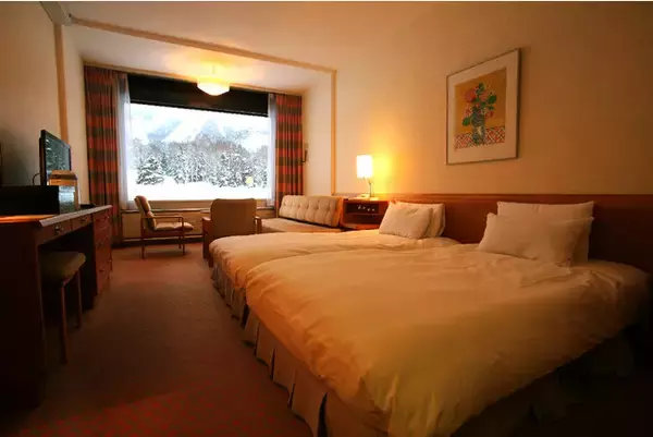 【志賀高原 焼額山スキー場×奥志賀高原スキー場】志賀高原の2スキー場が初のタッグ！共通シーズン券「ヤケオクシーズンパス」を販売