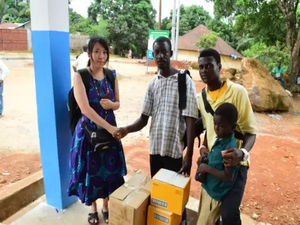 新しい寄付のカタチ「バースデードネーション」アラジ代表の下里夢美が、バースデードネーションの挑戦で、世界最貧国シエラレオネ共和国での教育支援に貢献