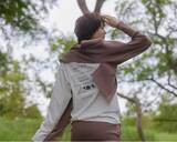 「今秋のキーワードは“キャンプヨガ”！「emmi」と「Snow Peak」コラボレーションウェア新作2型が9月15日(水)に発売！」の画像1