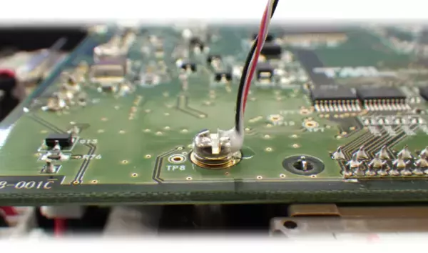 ボルトやねじの軸力を測定することで、緩みや締めすぎを確認できます。“ボルトへのひずみゲージ取付、軸力ボルト製作・校正サービス”をご利用ください。