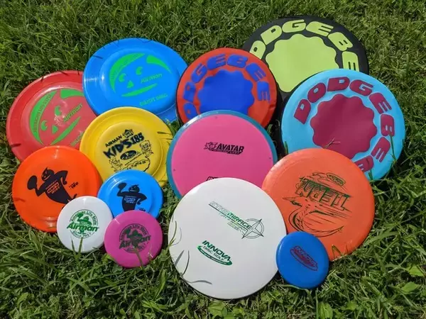 みんなでキャッチ&スロー　フライングディスク教室開講