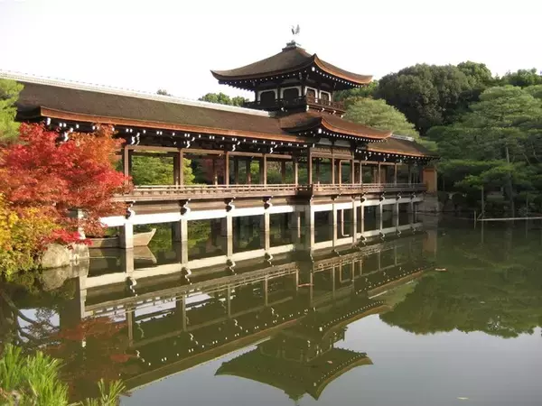 「【日数限定】平安神宮の歴史と魅力を再発見！神苑見学ツアー×雅楽鑑賞×和洋折衷料理を楽しむ特別イベントの申し込み受付開始！」の画像