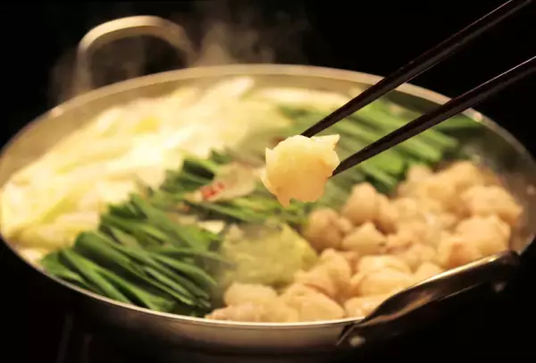 【冬季限定】ホルモンの鮮度を誇る『浜松町　ふじ屋』他数店舗で、数量限定の国産牛もつ鍋提供スタート!!