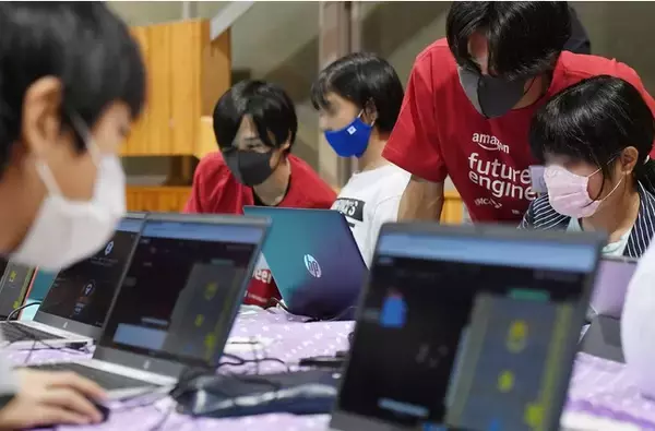 Amazon、YMCAと連携し子どもたちの好奇心を刺激「Amazon Cyber Robotics Challenge」プログラムを日本でスタート