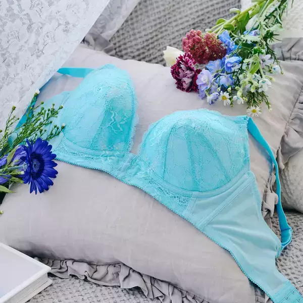 【新たなグラマーサイズのためのランジェリーブランドが登場】「Secret Me.」より1st Collection【よくばりブラ】発売開始