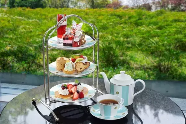 【グランドニッコー淡路】心弾む、リゾートホテルのティータイム