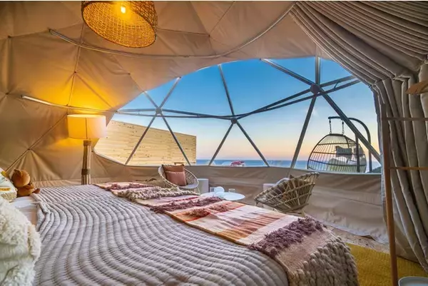 【11/19(金)ウェビナー開催】事業回収率1年半が可能!?今注目の補助金を活用したグランピング事業の実態とは？