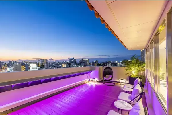 デザイナーズホテル『ALPHABED INN 那覇国際通りEAST』が12月8日グランドオープン