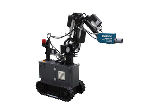 【新商品】半自動運転で作業効率向上！ウォータージェット作業専用 クローラ式小型ロボットを販売