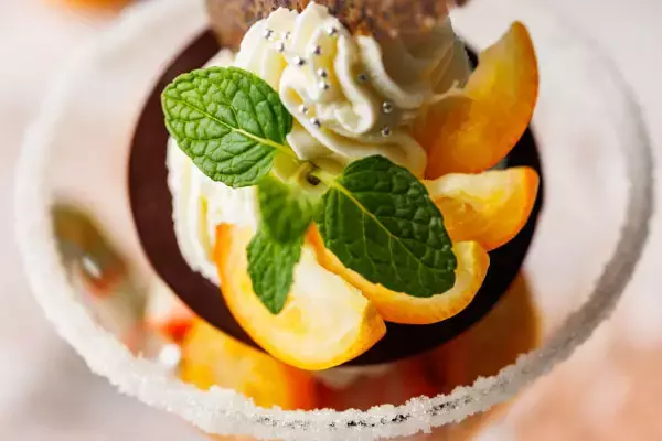 ホテルメトロポリタン川崎　Terrace and Table　宮崎県産きんかんのパフェ「the KINKAN」