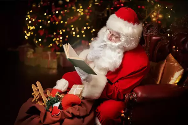【Karakami H＆R】 サンタクロースがお部屋にやってくる。リゾートホテル全館で、クリスマス限定サービス「デリバリーサンタ」の予約受付がスタート。