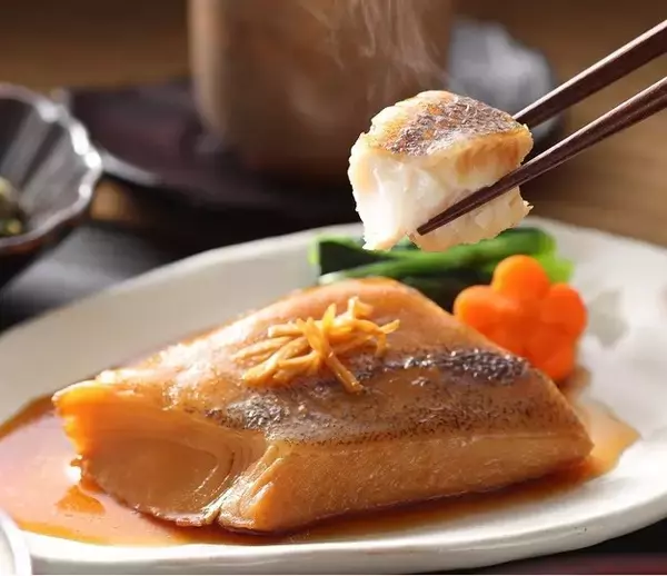 全国各地から厳選した高品質の食材をお得に毎月食卓にお届けする世田谷自然食品の「厳選グルメ特選便」第二弾は、美味しい魚料理が毎月届く「旬のさかな定期便」！