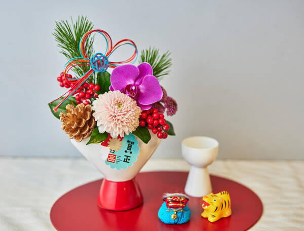 青山フラワーマーケット 明るく華やかな花々を飾って 新年の幕開けは心機一転 完売必至のお正月飾りは6種展開 21年12月10日 エキサイトニュース