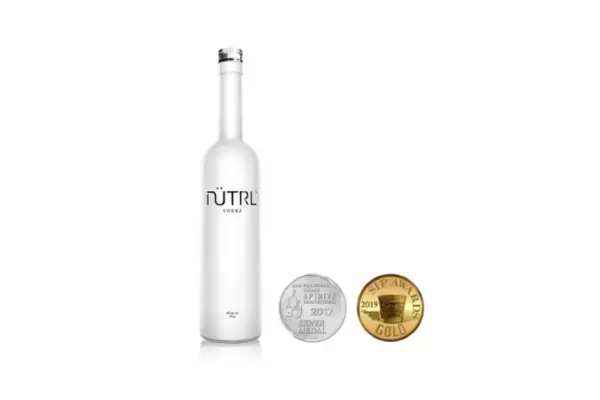 プレミアムクラフトウォッカを使用した本格クラフトハードセルツァー「NUTRL（ ニュートラ）」がカナダより上陸！！