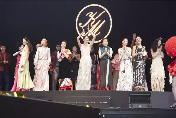 KEITA MARUYAMAによる 日本の伝統文化を掛け合わせたファッションショー「春はあけぼの、夏は夜、秋は夕暮れ、冬はつとめて・・・　IT’S SHOW TIME」 が開催