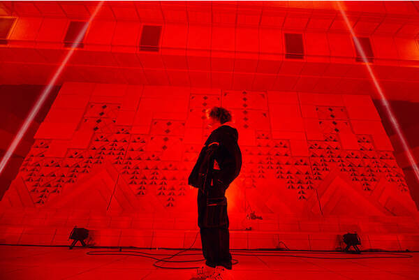 Vaundyの美術館でのスペシャルなライブをwowowより22年1月16日 日 にお届け 放送 配信に先駆け 30秒のプロモーション映像が公開 21年12月21日 エキサイトニュース Vaundyの美術館でのスペシャルなライブをwowowより22年1月16日 日 にお届け 放送 配信に先駆け 30秒のプロモーション映像が公開 21年12月21日 エキサイトニュース