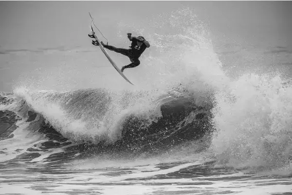 『魅せる』に特化したサーフィンの大会のDX支援！KNOT online contestの優勝者が決定！！