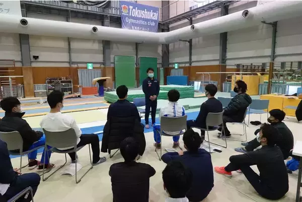 東京五輪出場選手在籍の徳洲会体操クラブにて、屈強なメンタルと人間力をつくるための『アスリート向け特別研修』が開催されました。