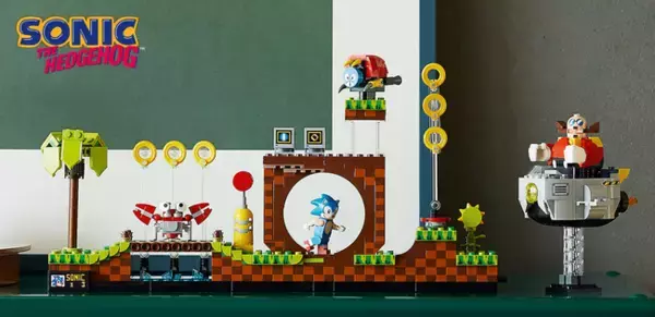 「レゴとセガの初コラボ商品　往年の名作「グリーンヒルゾーン」を完全再現　レゴ(R)アイデアソニック・ザ・ヘッジホッグ(TM)-グリーンヒルゾーン　2022年1月1日（土）販売開始」の画像