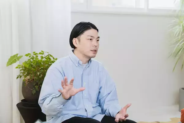 「正解のない時代に、自分だけの「軸」を持つ。NewMe CCO笹川友里さんと紐解く、かしこく素敵な人生を育むヒント」の画像