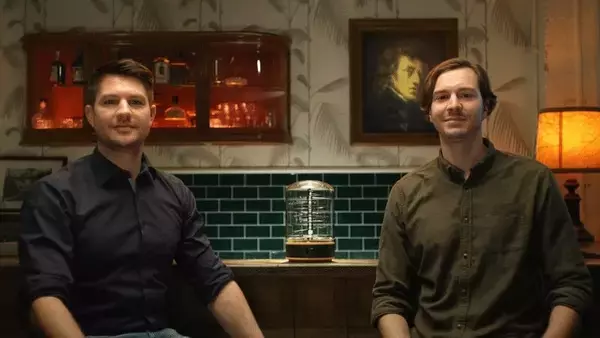 「眺めるだけで心を整える、大人のためのマーブルラン『MARBOLOUS（マーボラス）』。 貿易家の情熱が運んだ、ドイツ発のアートオブジェが日本上陸」の画像