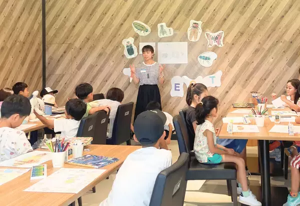 【開催レポート】Insect Collectionの昆虫たちを描いたクルーロウ華子先生の『お絵かき教室』in CHIBA TERRACE「INSECT PARK」