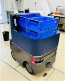 「Hakobot、工場と工場を自動配送ロボットでつなぐ、100kgの工業製品搬送を公道で行う実証実験を実施」の画像1