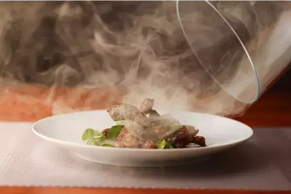 【タイ料理　石ニ花サク　六本木】日本の食材と発酵をテーマにした新コースが11月8日よりスタート。プロが教えるタイ料理教室や数量限定でランチも。