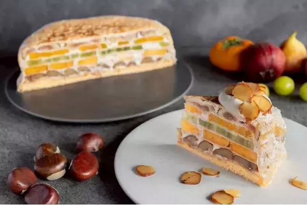 【和栗専門紗織】季節ごとに変わる果実を重ねて。『丹波くりと季節の果物ミルクレープ』が新登場