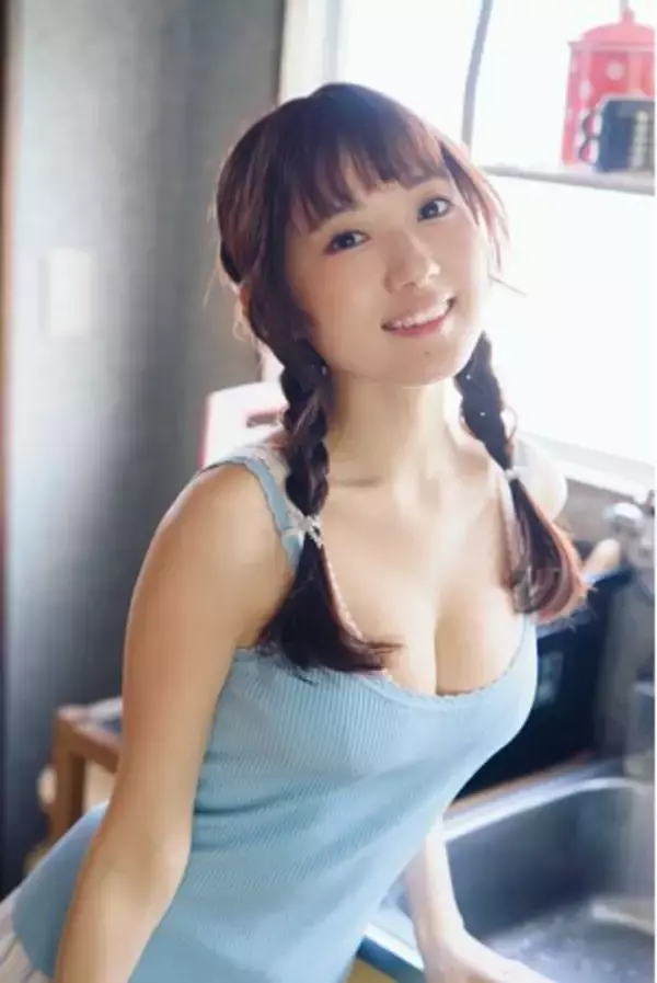 春蝶ちゃんとの同棲生活を妄想するあま～いグラビア(ハート)ヤングアニマルWebに登場！