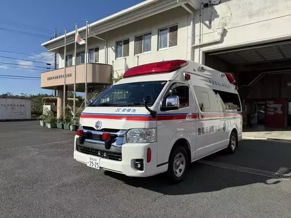 救急車と多目的搬送車を寄附いただきました～隊員の簡易トイレなど、長時間の現場活動に利用～