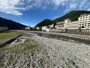 温泉地での海洋ごみ削減・啓発　１.ウォークラリーイベント「ケロっと変えよう、未来の海！」／２.温泉街をめぐるごみ拾いイベント