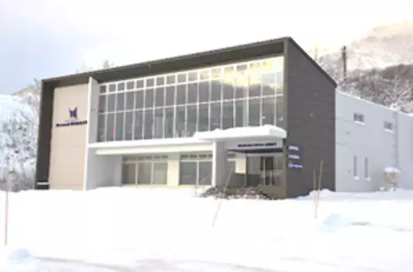 【ニセコ東急 グラン・ヒラフ × ＧＥＮＴＥMＳＴＩＣＫ】 北海道ニセコ発のスノーサーフブランド「GENTEMSTICK」のデモセンターをニセコ東急 グラン・ヒラフ内に開設