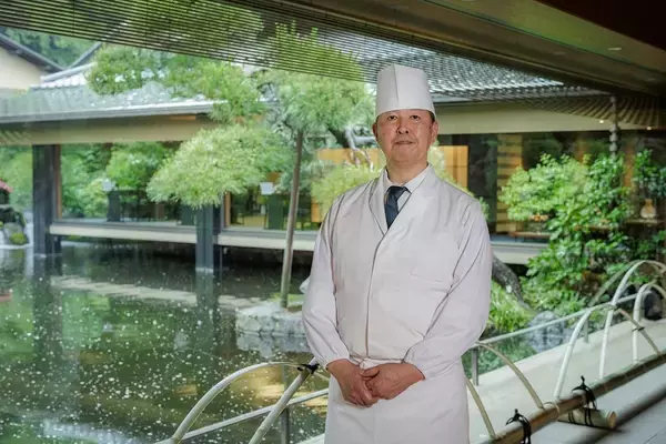 「素材の味を生かして、つなぐ。料理人が思い描く味を形にする「万能すりみパウダー」」の画像