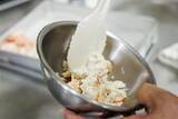 「素材の味を生かして、つなぐ。料理人が思い描く味を形にする「万能すりみパウダー」」の画像7