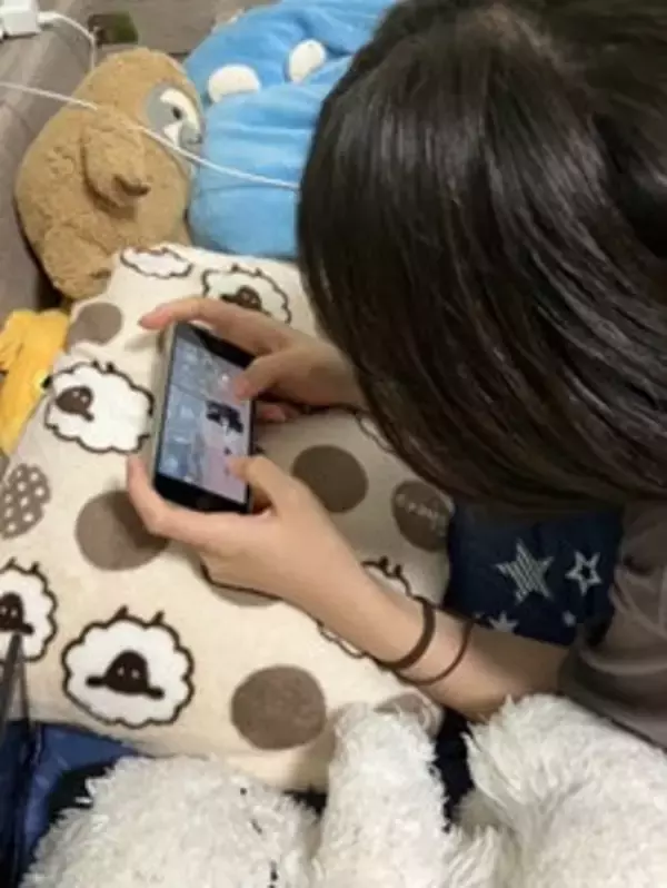 「楽天モバイルの法人向けプランが解決する”スマホを持てない子どもたち”の課題 -子どもたちが平等にスマホを持ち、世界が広がることを願って-」の画像